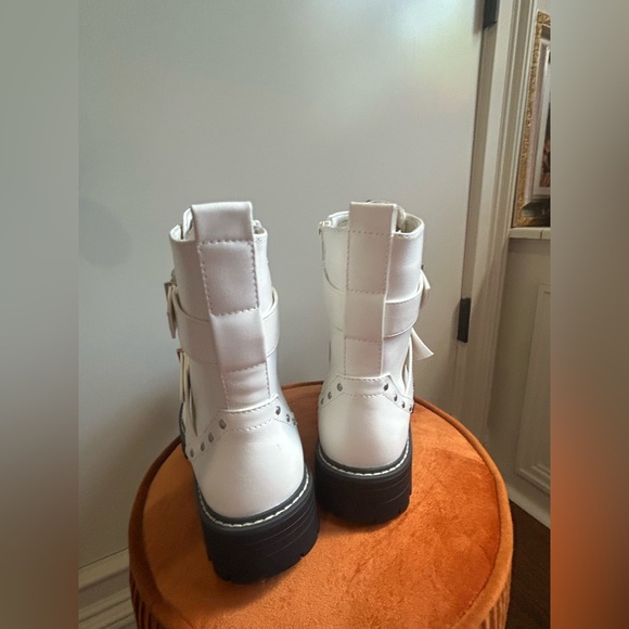 Combat Moto Boots with Buckles NWT white - Picture 4 of 6